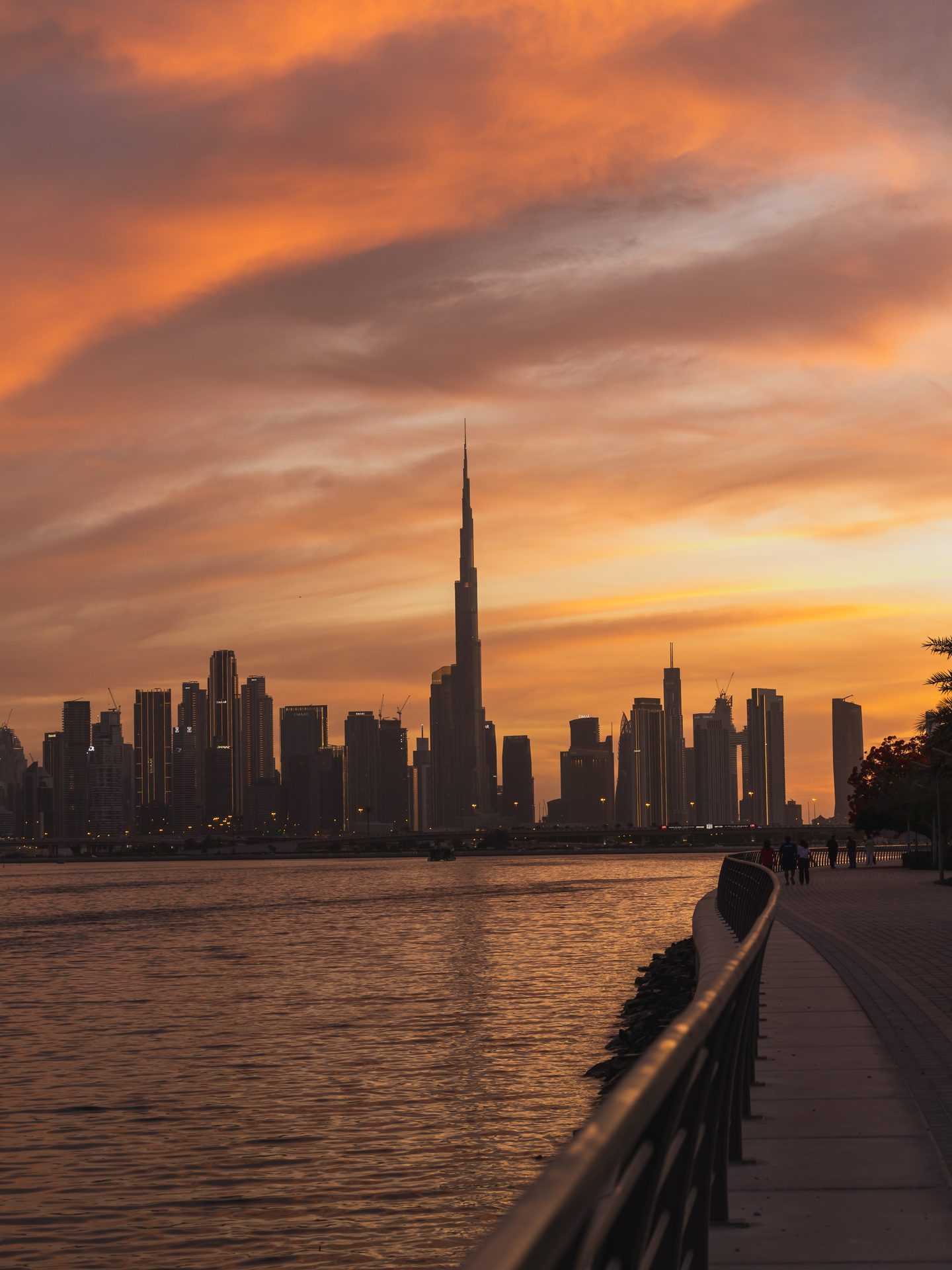 Burj Khalifa and the Dubai skyline photographed at dusk